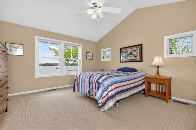 11094 Harbor Drive, Three Rivers, MI 49093