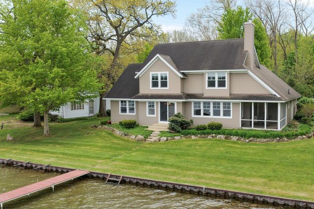 11094 Harbor Drive, Three Rivers, MI 49093