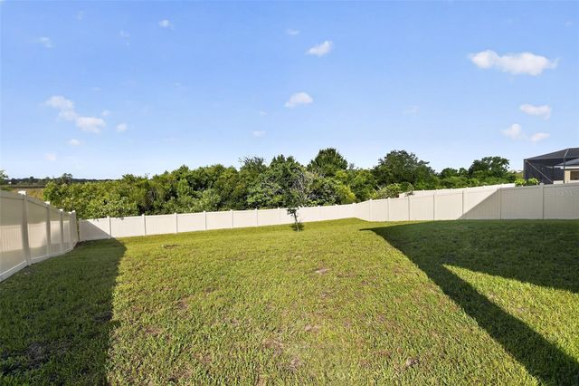 589 JUPITER BEACH ROAD, Groveland, FL 34736