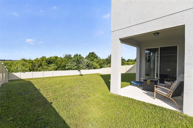 589 JUPITER BEACH ROAD, Groveland, FL 34736