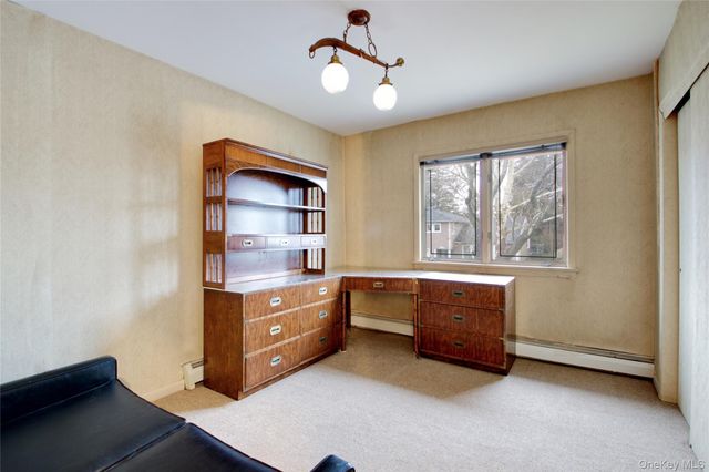 1066 Cedarhurst Street, Valley Stream, NY 11581