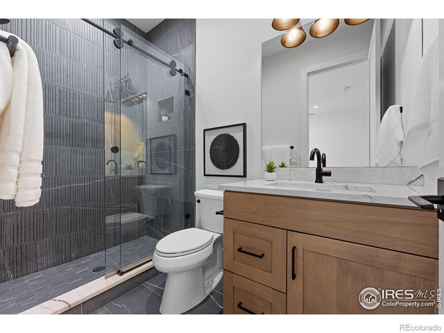 10323 Mineral Road, Longmont, CO 80504