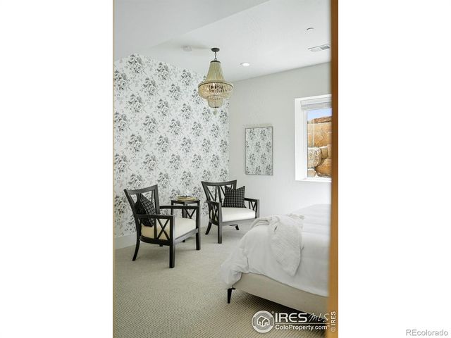 10323 Mineral Road, Longmont, CO 80504