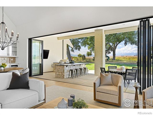 10323 Mineral Road, Longmont, CO 80504