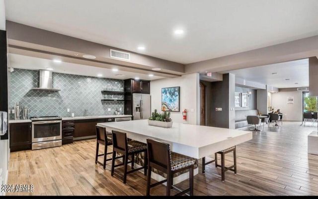 2511 W QUEEN CREEK Road 143, Chandler, AZ 85248