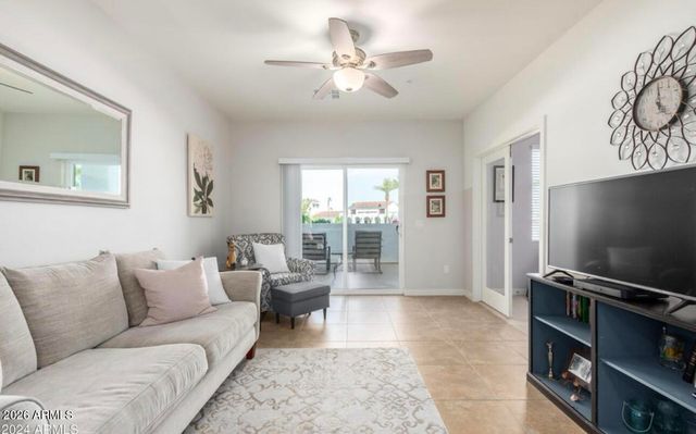 2511 W QUEEN CREEK Road 143, Chandler, AZ 85248