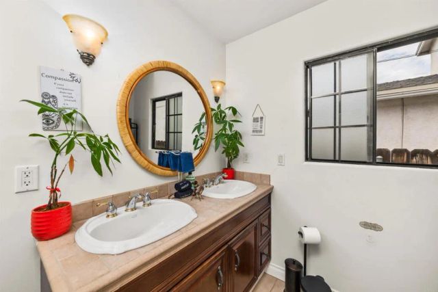 729 Second Avenue, Chula Vista, CA 91910