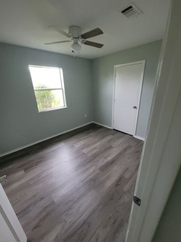 3142 Shady Grove Circle, Granbury, TX 76049