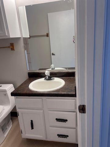 2675 VAN LEER DR, Memphis, TN 38133