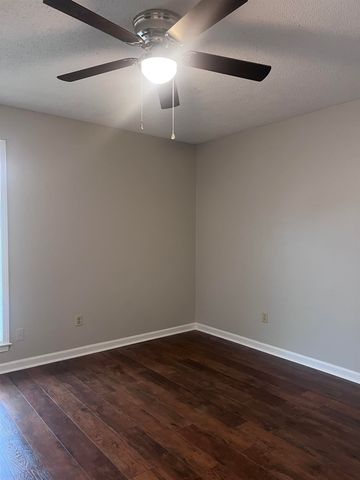 2675 VAN LEER DR, Memphis, TN 38133