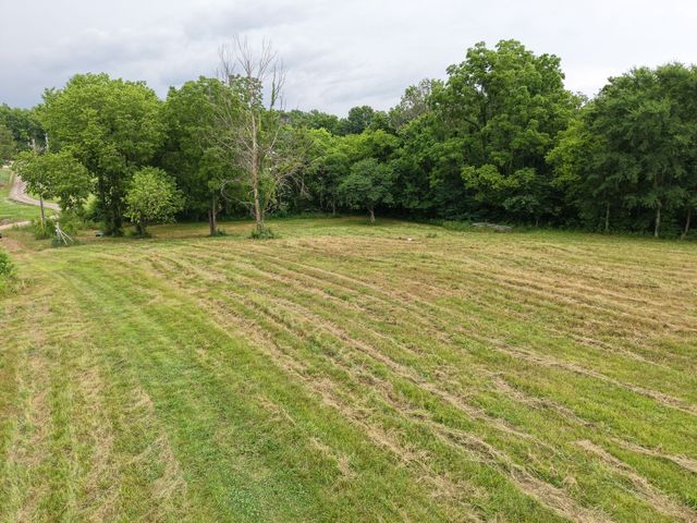 2740 Callis Rd, Lebanon, TN 37090