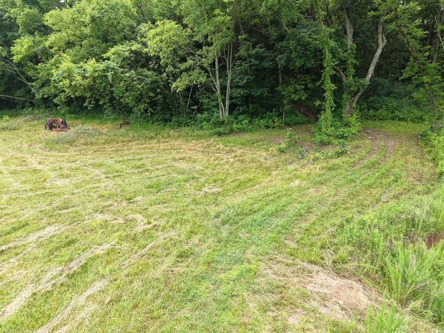 2740 Callis Rd, Lebanon, TN 37090