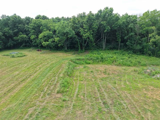 2740 Callis Rd, Lebanon, TN 37090
