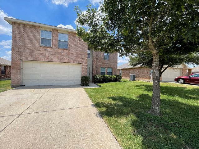 2801 Mockingbird Street, Royse City, TX 75189