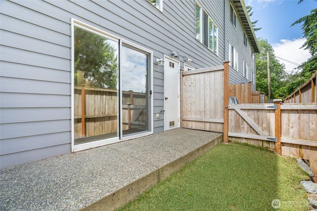 14534 12th Avenue NE, Shoreline, WA 98155