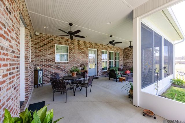 28010 Intracoastal Rd, Plaquemine, LA 70764