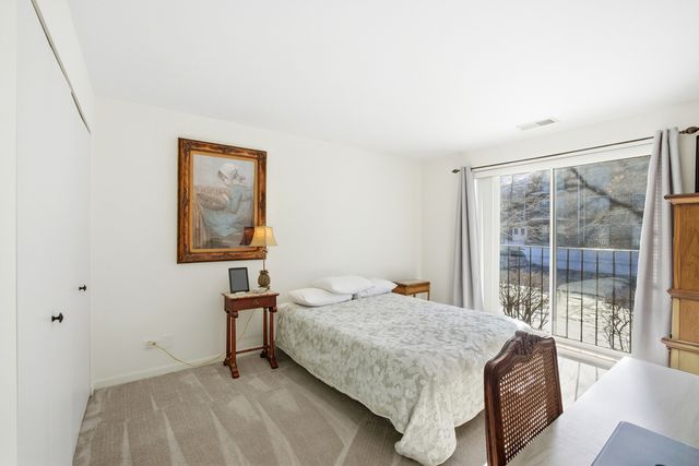 815 Leicester Road 109, Elk Grove Village, IL 60007