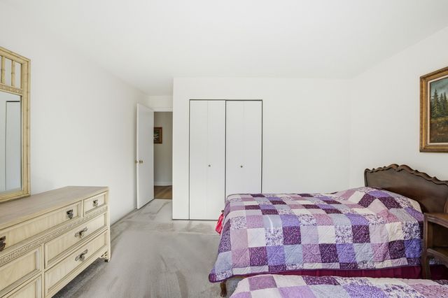 815 Leicester Road 109, Elk Grove Village, IL 60007