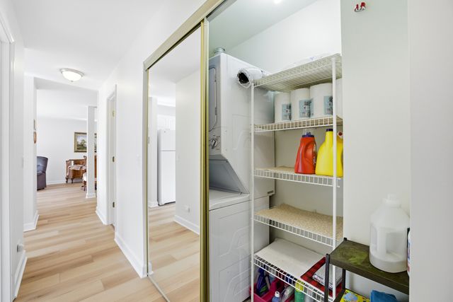 815 Leicester Road 109, Elk Grove Village, IL 60007