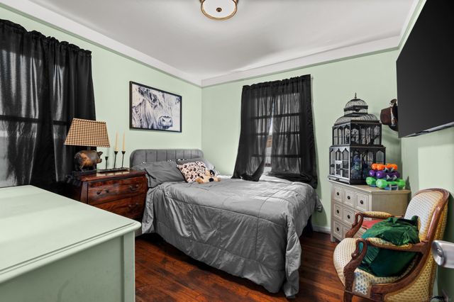 691 E Bennett Avenue, Ferndale, MI 48220