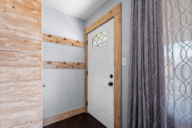 691 E Bennett Avenue, Ferndale, MI 48220