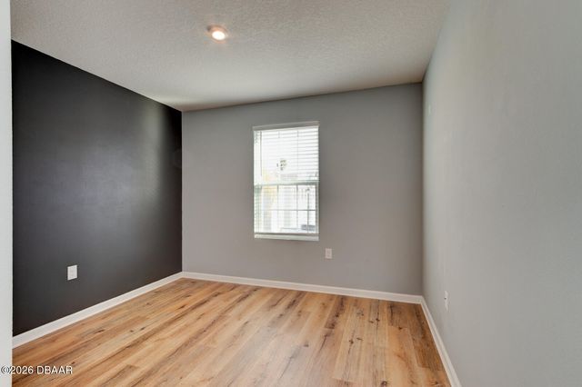 2062 Edison Pointe Boulevard, South Daytona, FL 32119