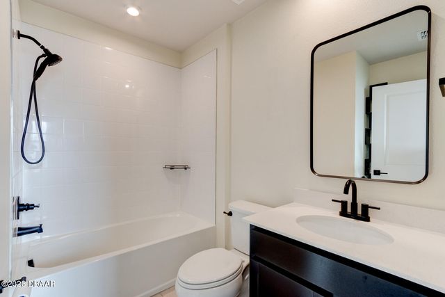 2062 Edison Pointe Boulevard, South Daytona, FL 32119