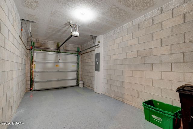 2062 Edison Pointe Boulevard, South Daytona, FL 32119