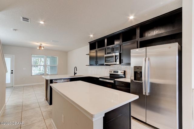 2062 Edison Pointe Boulevard, South Daytona, FL 32119