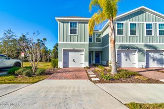 2062 Edison Pointe Boulevard, South Daytona, FL 32119