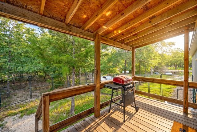 120 Cowboys Drive, Somerville, TX 77879