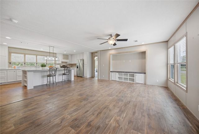 120 Cowboys Drive, Somerville, TX 77879