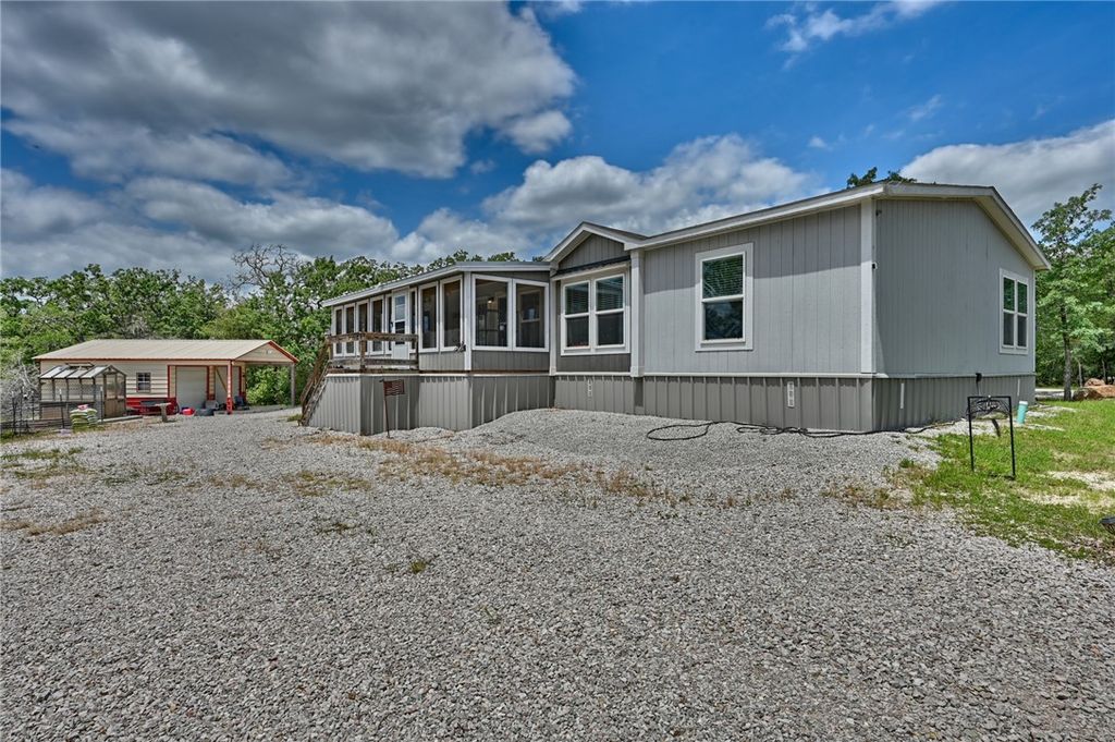 120 Cowboys Drive, Somerville, TX 77879 — photo 2