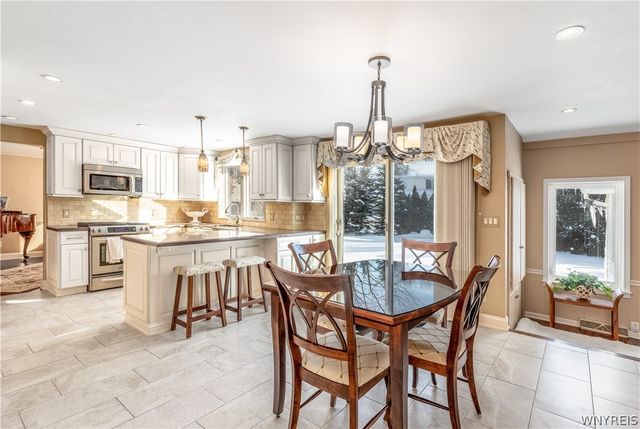 151 Wyeth Drive, Amherst, NY 14068