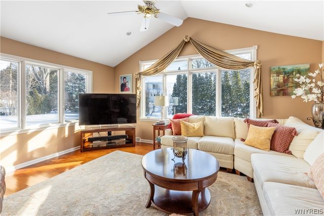 151 Wyeth Drive, Amherst, NY 14068