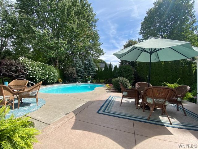 151 Wyeth Drive, Amherst, NY 14068