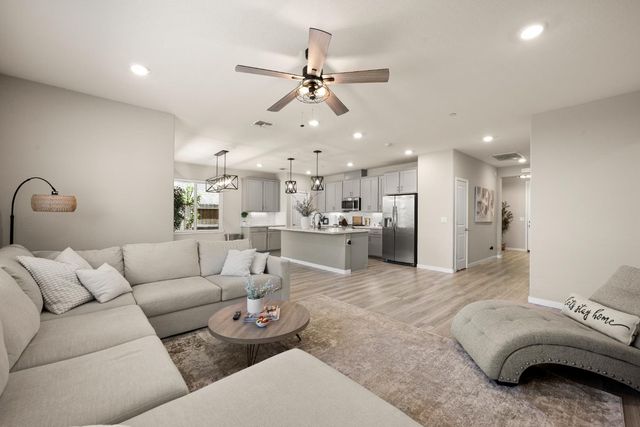 488 River St, Lincoln, CA 95648