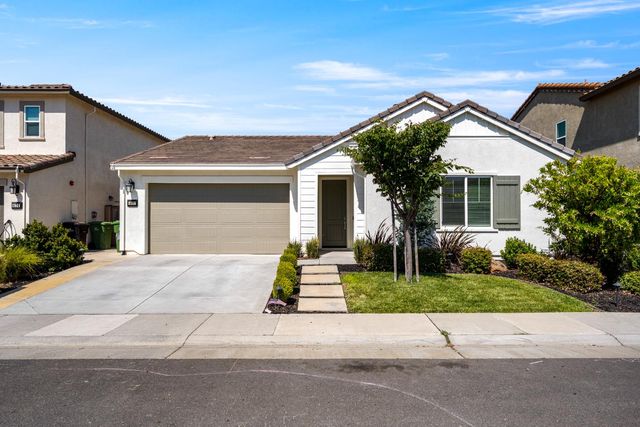 488 River St, Lincoln, CA 95648