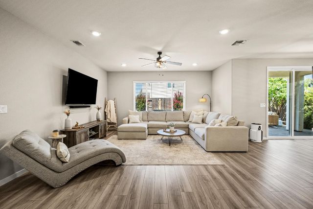 488 River St, Lincoln, CA 95648