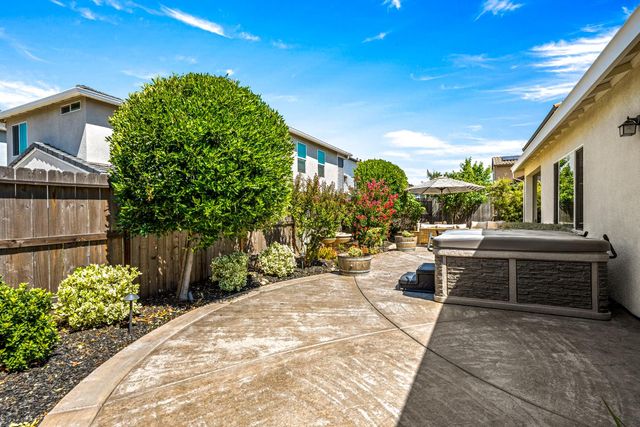 488 River St, Lincoln, CA 95648