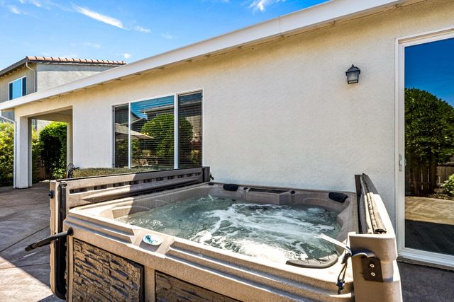 488 River St, Lincoln, CA 95648