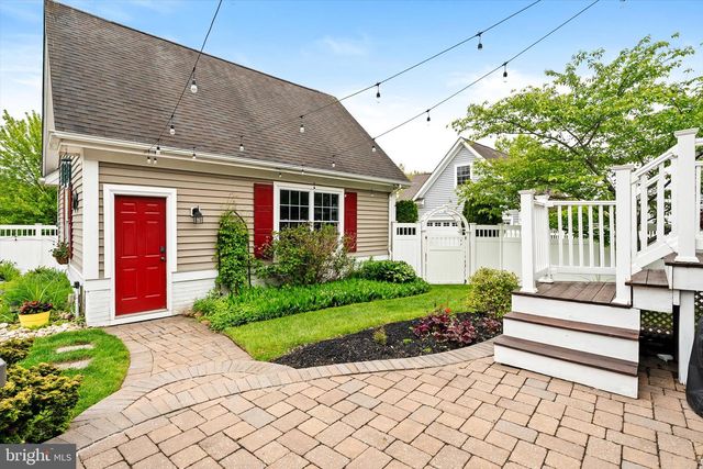 12 HULSE ST, Robbinsville, NJ 08691