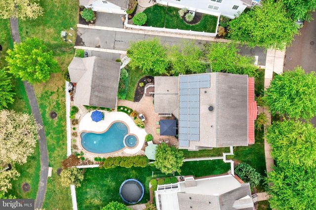12 HULSE ST, Robbinsville, NJ 08691