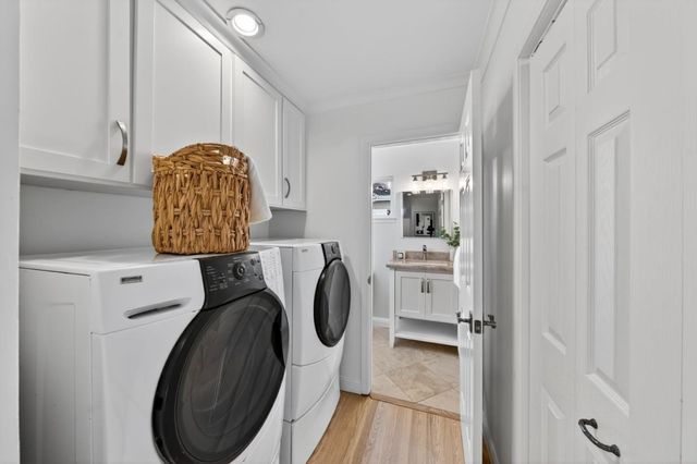 1241 Levin Avenue, Mountain View, CA 94040