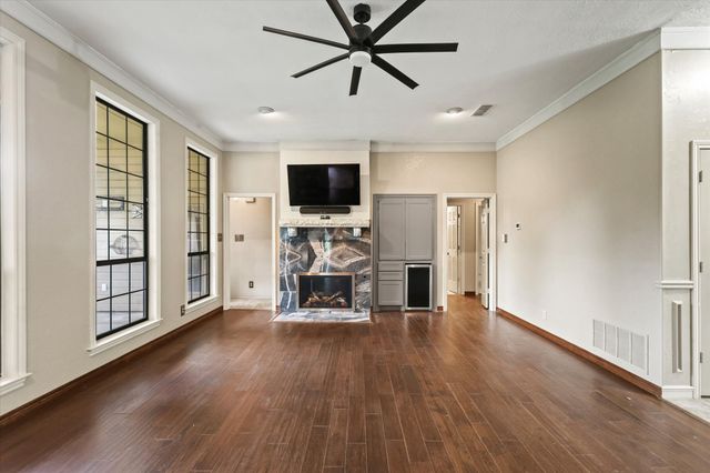 1514 Pickwick Lane, Denton, TX 76209