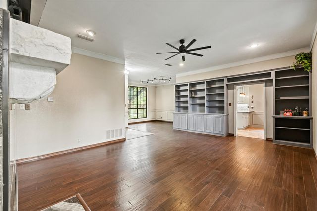 1514 Pickwick Lane, Denton, TX 76209