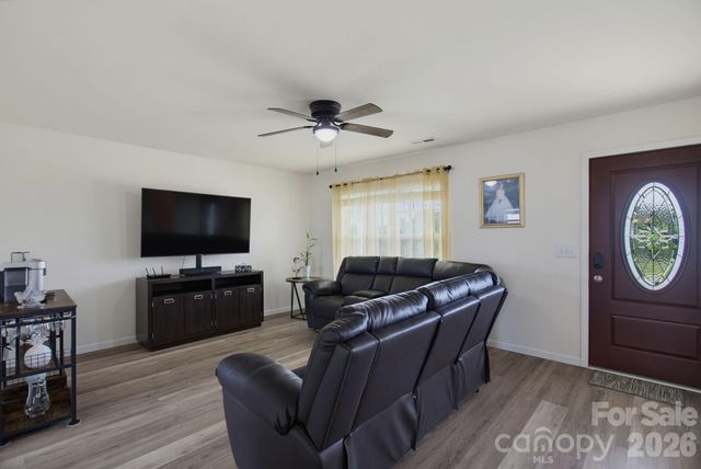 660 Tyro Road, Lexington, NC 27295