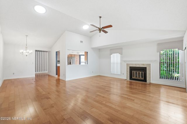 15 SEA WINDS Lane E, Ponte Vedra Beach, FL 32082