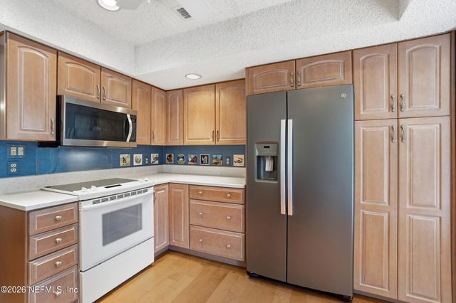 15 SEA WINDS Lane E, Ponte Vedra Beach, FL 32082