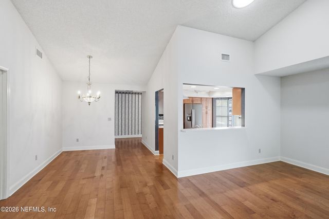 15 SEA WINDS Lane E, Ponte Vedra Beach, FL 32082